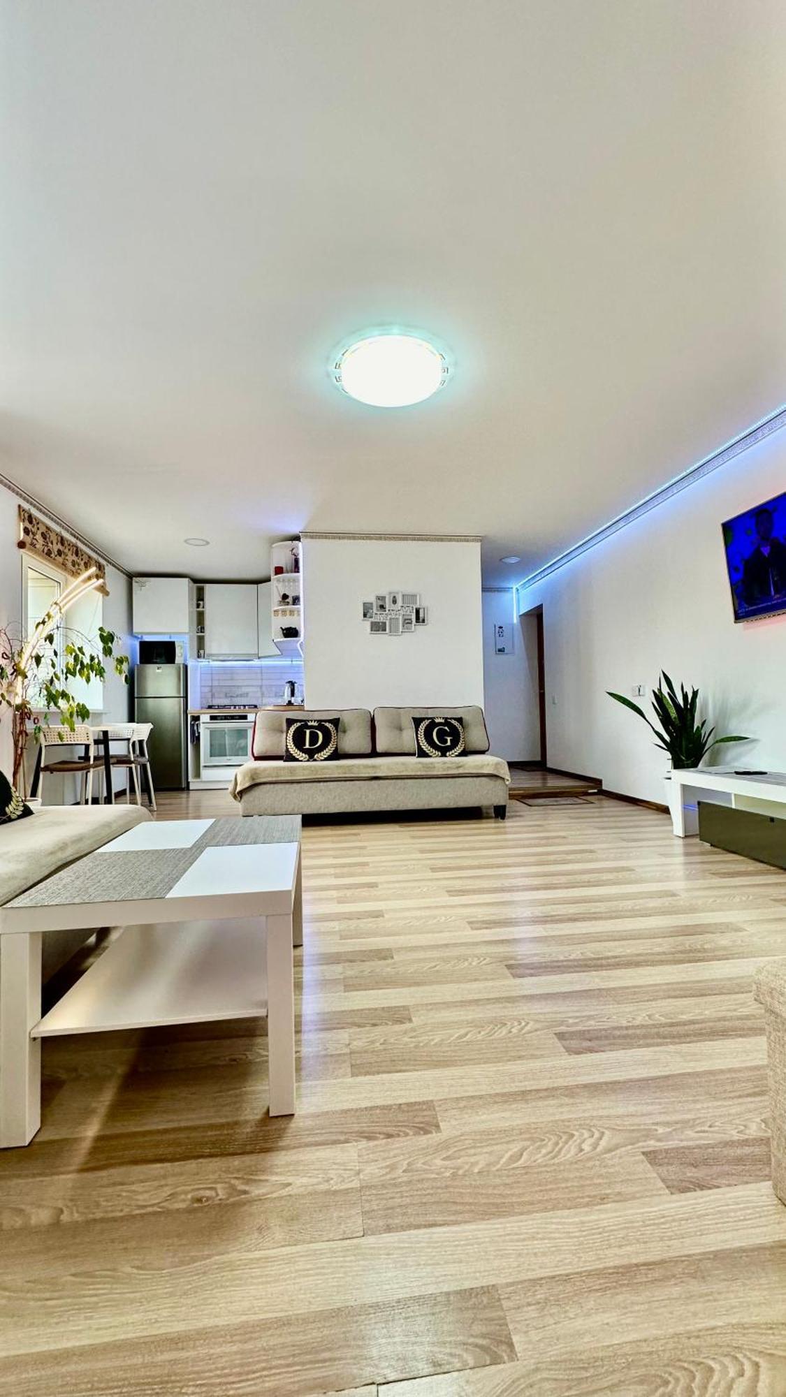 Neriesapartment No.2 Bedrooms Modern Suite In Centrum Παλάγκα Εξωτερικό φωτογραφία