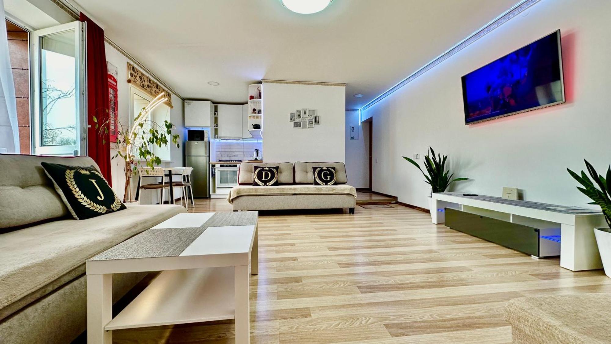 Neriesapartment No.2 Bedrooms Modern Suite In Centrum Παλάγκα Εξωτερικό φωτογραφία