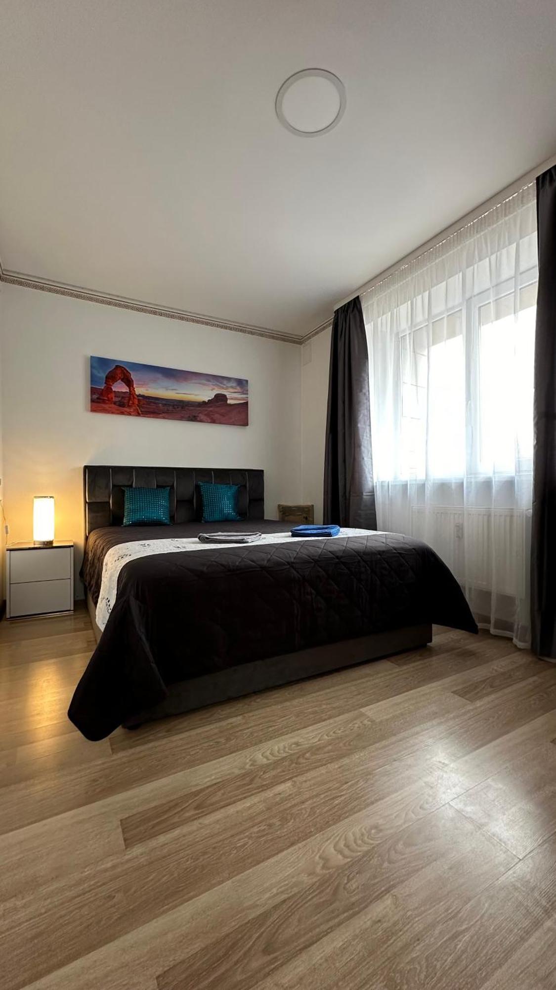 Neriesapartment No.2 Bedrooms Modern Suite In Centrum Παλάγκα Εξωτερικό φωτογραφία