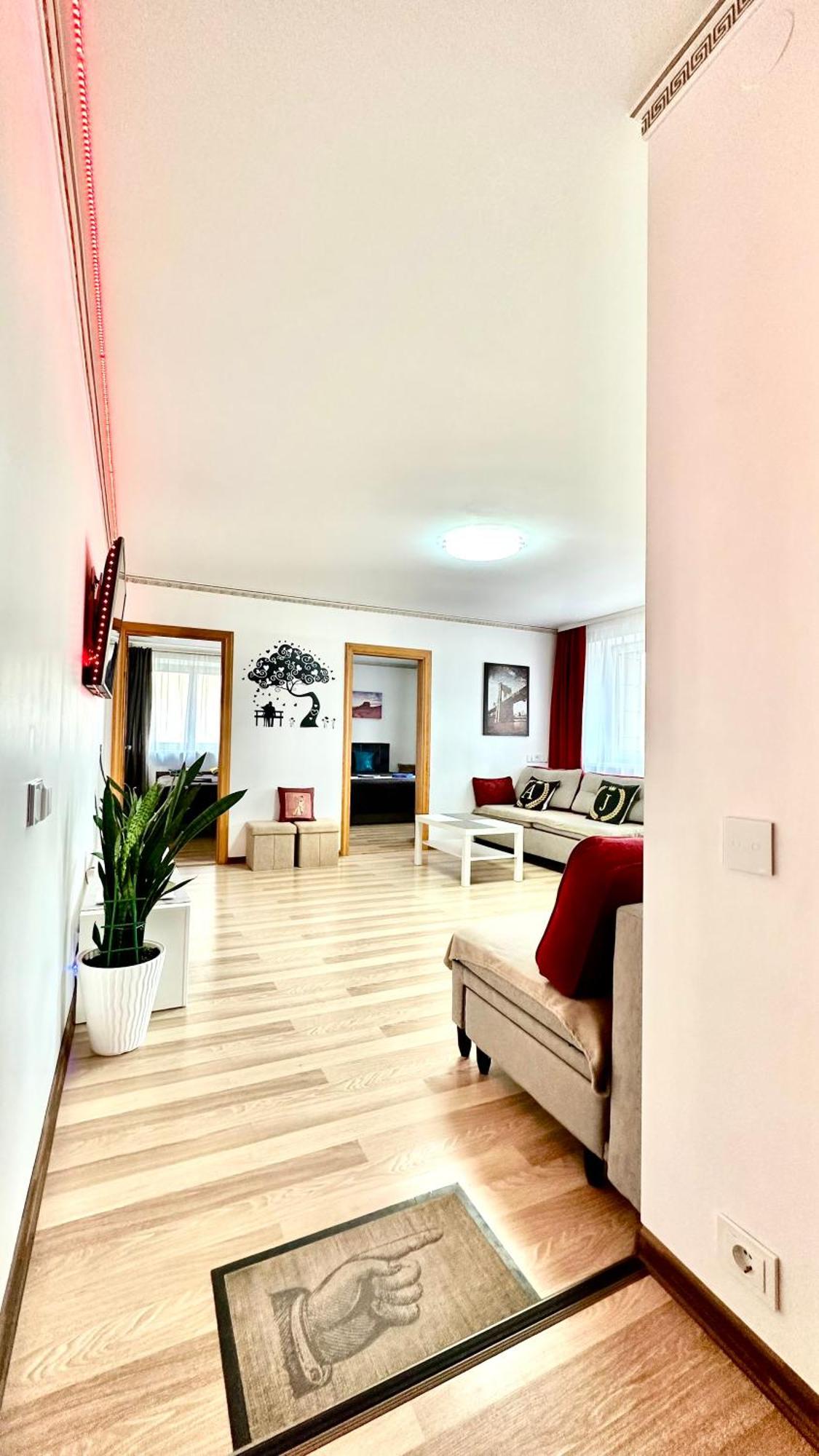 Neriesapartment No.2 Bedrooms Modern Suite In Centrum Παλάγκα Εξωτερικό φωτογραφία