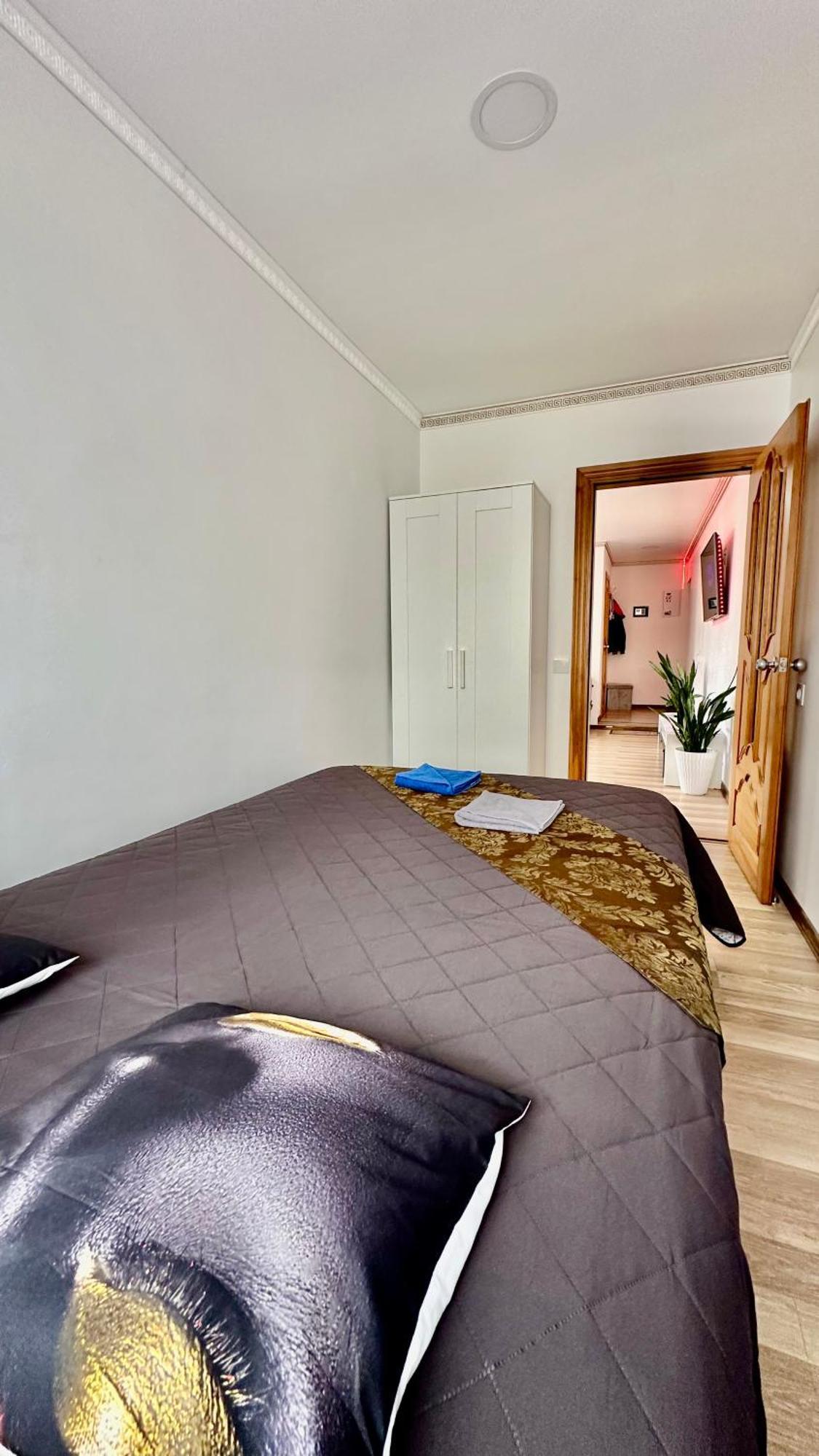 Neriesapartment No.2 Bedrooms Modern Suite In Centrum Παλάγκα Εξωτερικό φωτογραφία