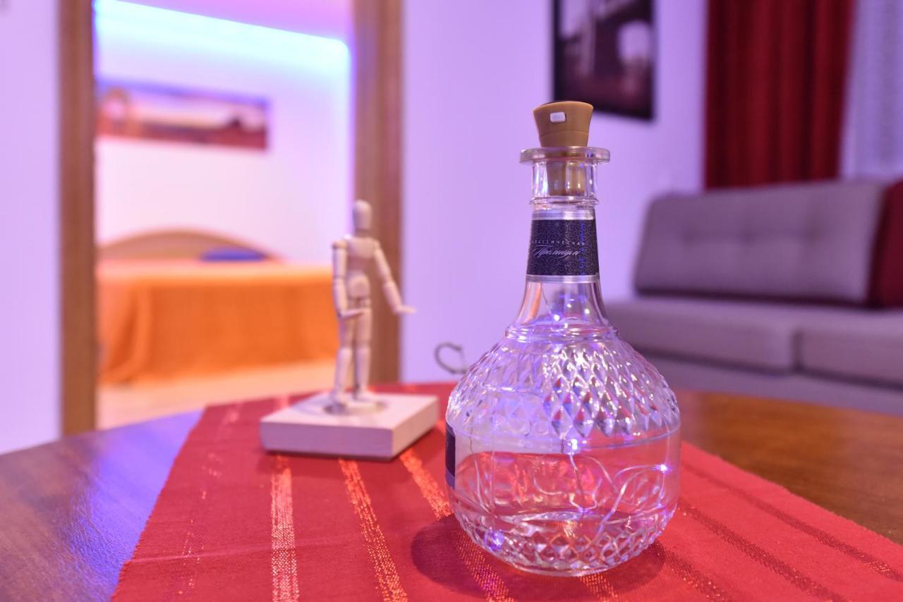 Neriesapartment No.2 Bedrooms Modern Suite In Centrum Παλάγκα Εξωτερικό φωτογραφία