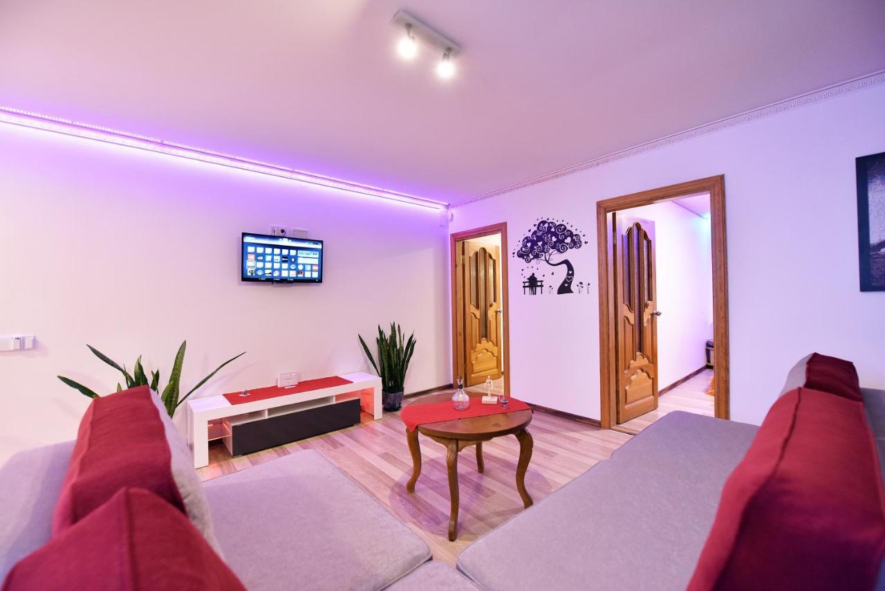 Neriesapartment No.2 Bedrooms Modern Suite In Centrum Παλάγκα Εξωτερικό φωτογραφία