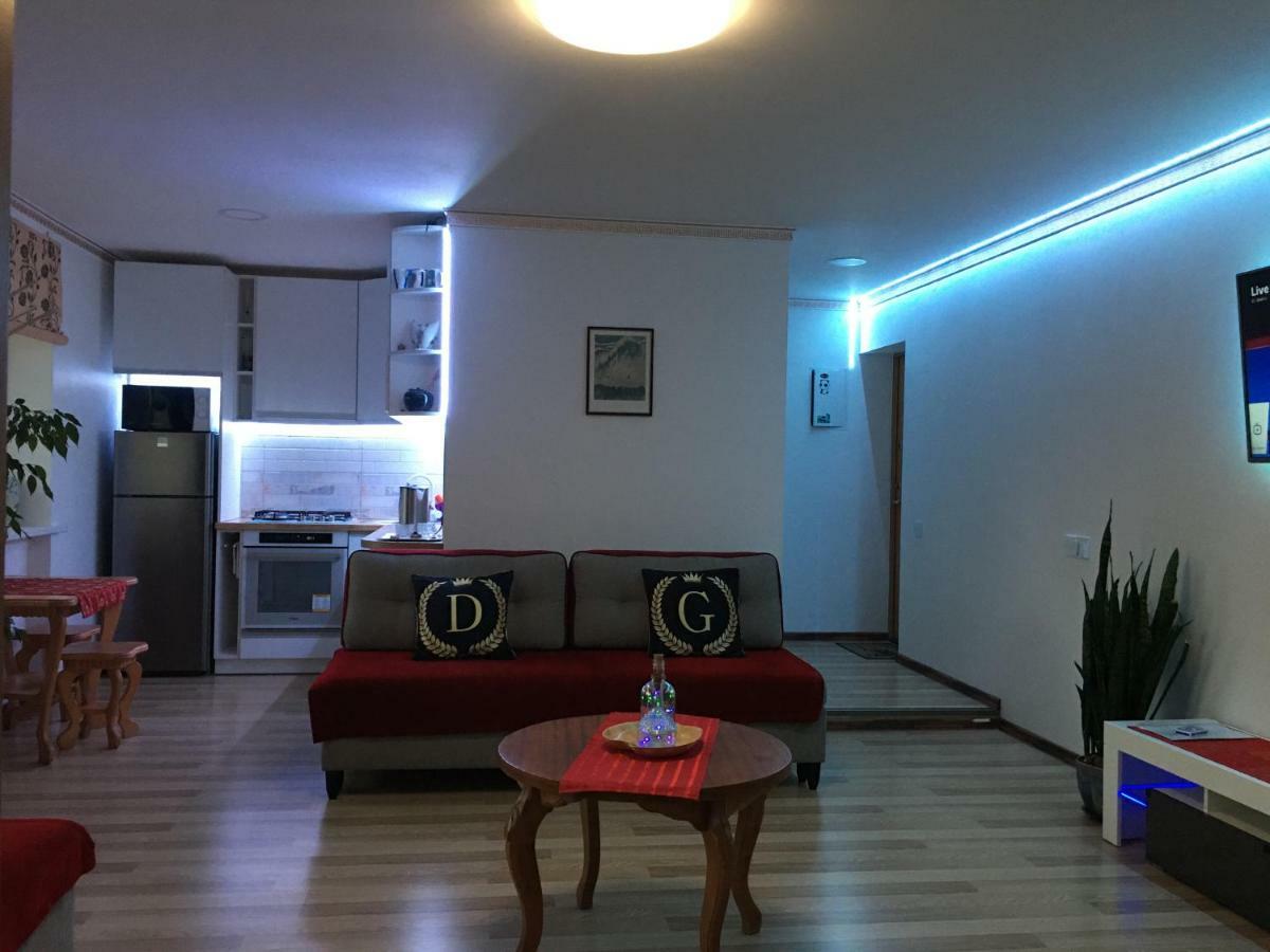 Neriesapartment No.2 Bedrooms Modern Suite In Centrum Παλάγκα Εξωτερικό φωτογραφία